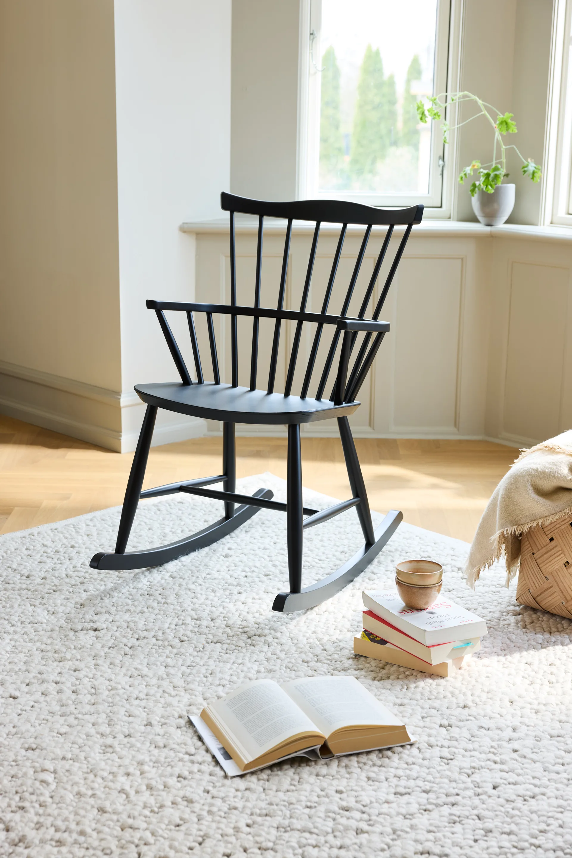 J52G rocking chair, Beech Ral 9005 FDB Møbler