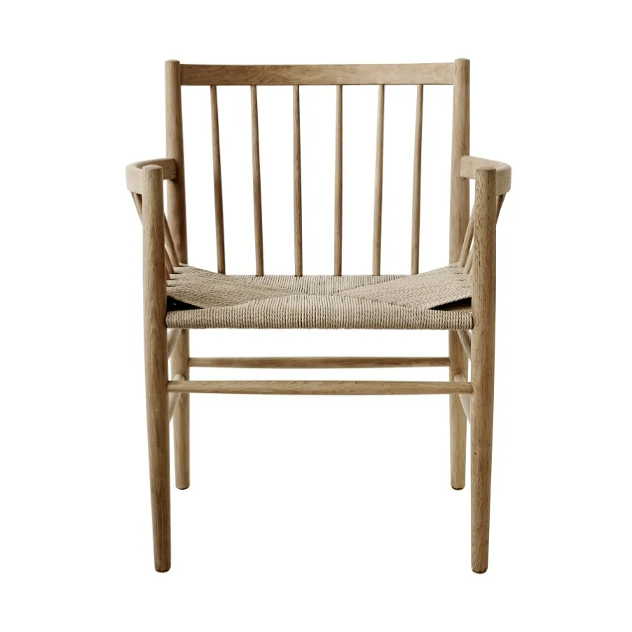 J81 chair with arms, Oak nature oiled FDB Møbler