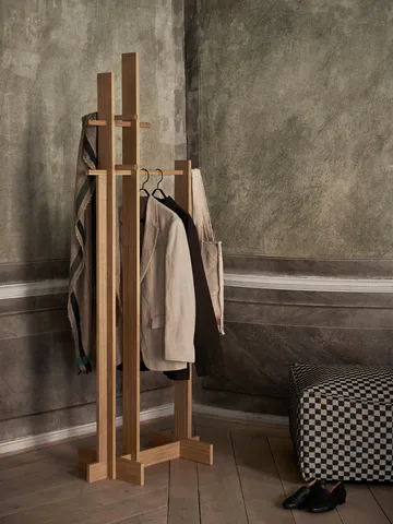 Bridge Clothes Stand clothes hanger - Oiled Oak - Ferm Living
