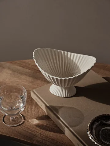 Fountain bowl 19 cm - Off-white - Ferm Living