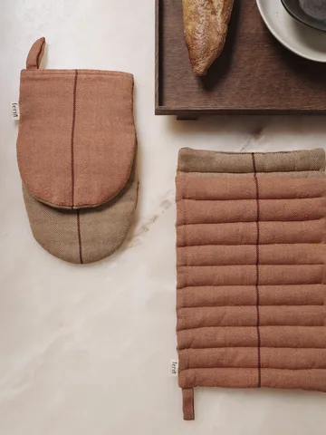 Ito oven glove - Hazel - Ferm Living