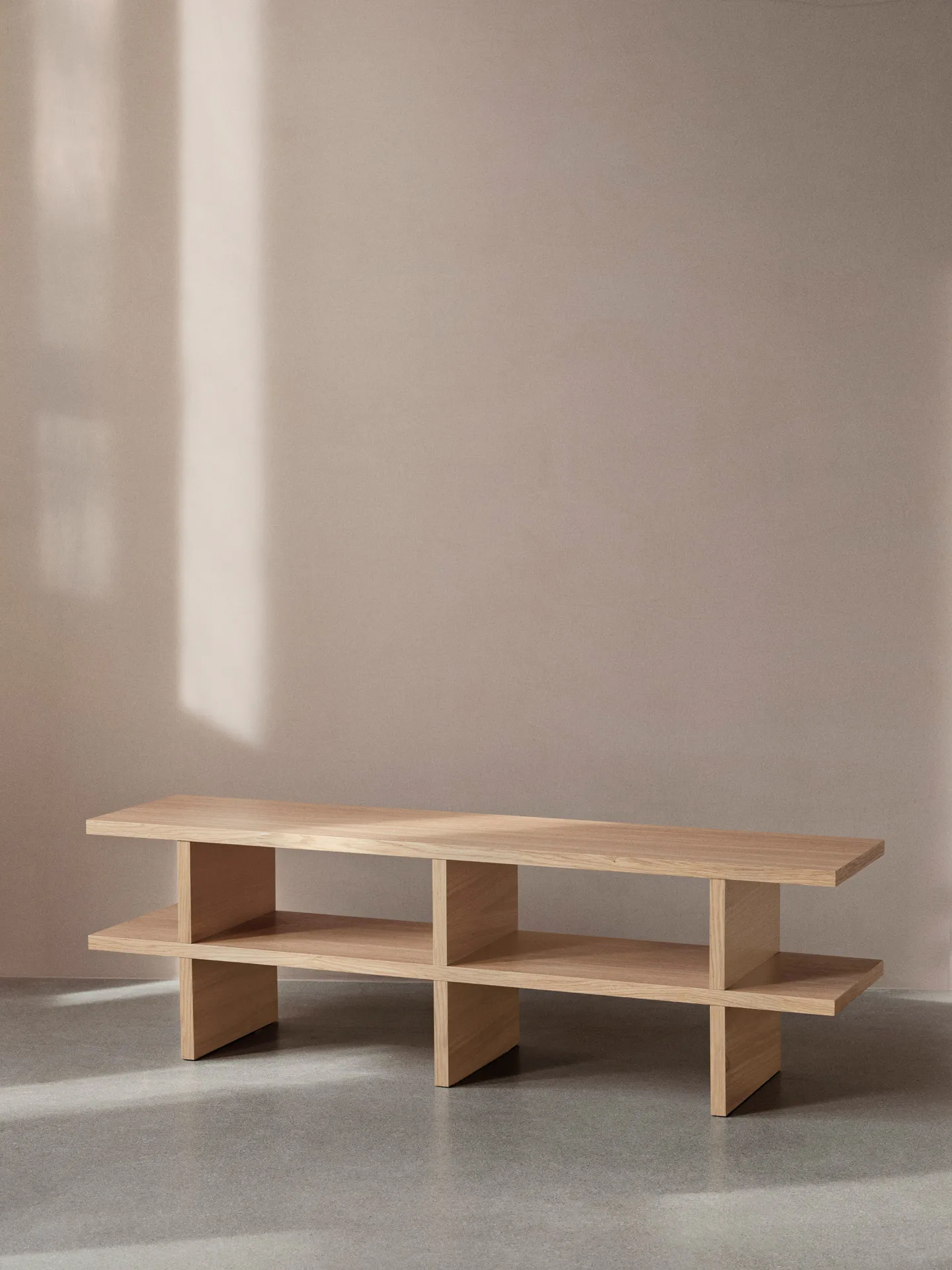 Kona bench, Oak natural veneer Ferm Living