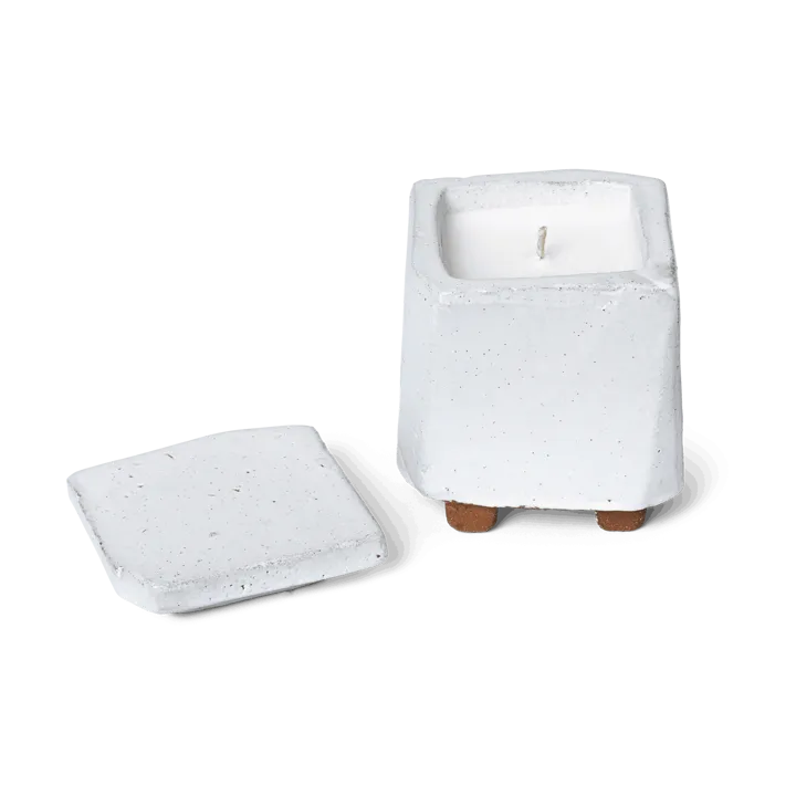 Kurinu scented candle 40 h - White - Ferm Living