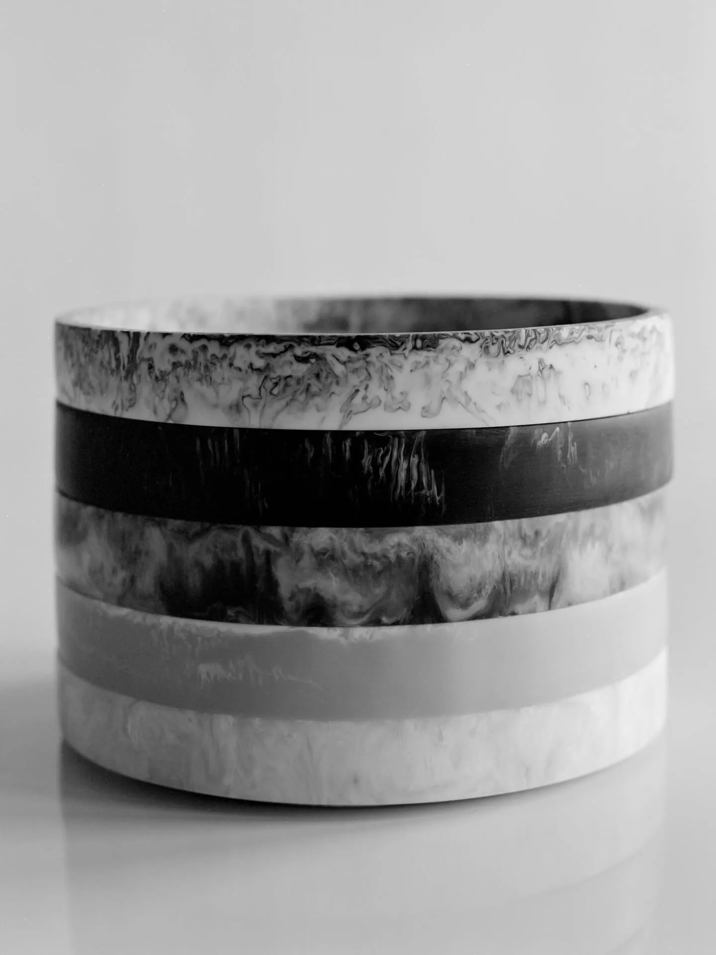 Mist decorative tray Ø20 cm, Emerald-off-white Ferm Living