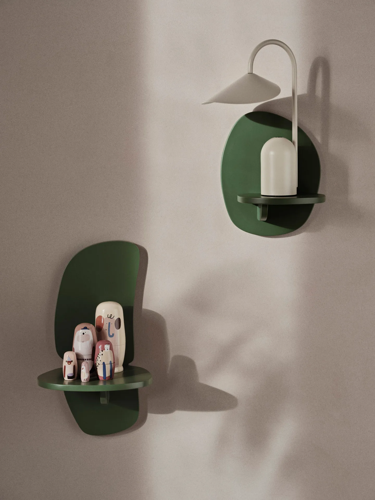 Pilu wall shelf 25 cm, Verdant Green Ferm Living