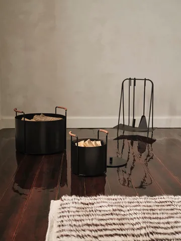 Port kindling and ash bucket - Black - Ferm Living