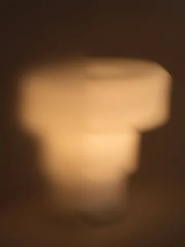 Ripple table lamp - White, Ø28x28 cm - Ferm Living