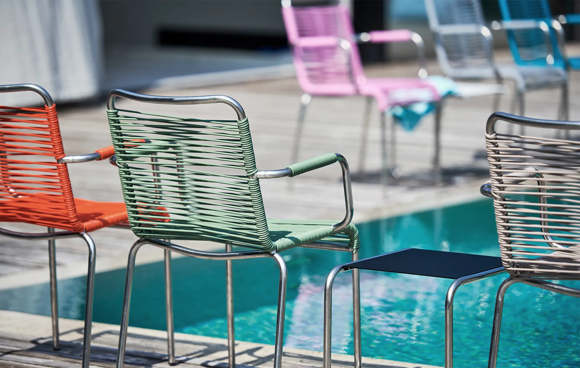 Mya armchair aluminium, Sage green Fiam