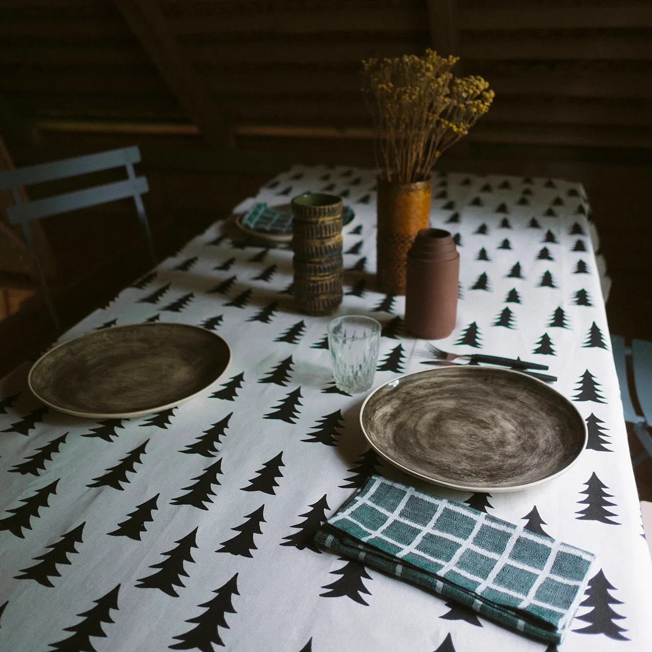 Gran table cloth 147x250 cm, black and white Fine Little Day