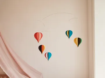 Balloon mobile - multi - Flensted Mobiles