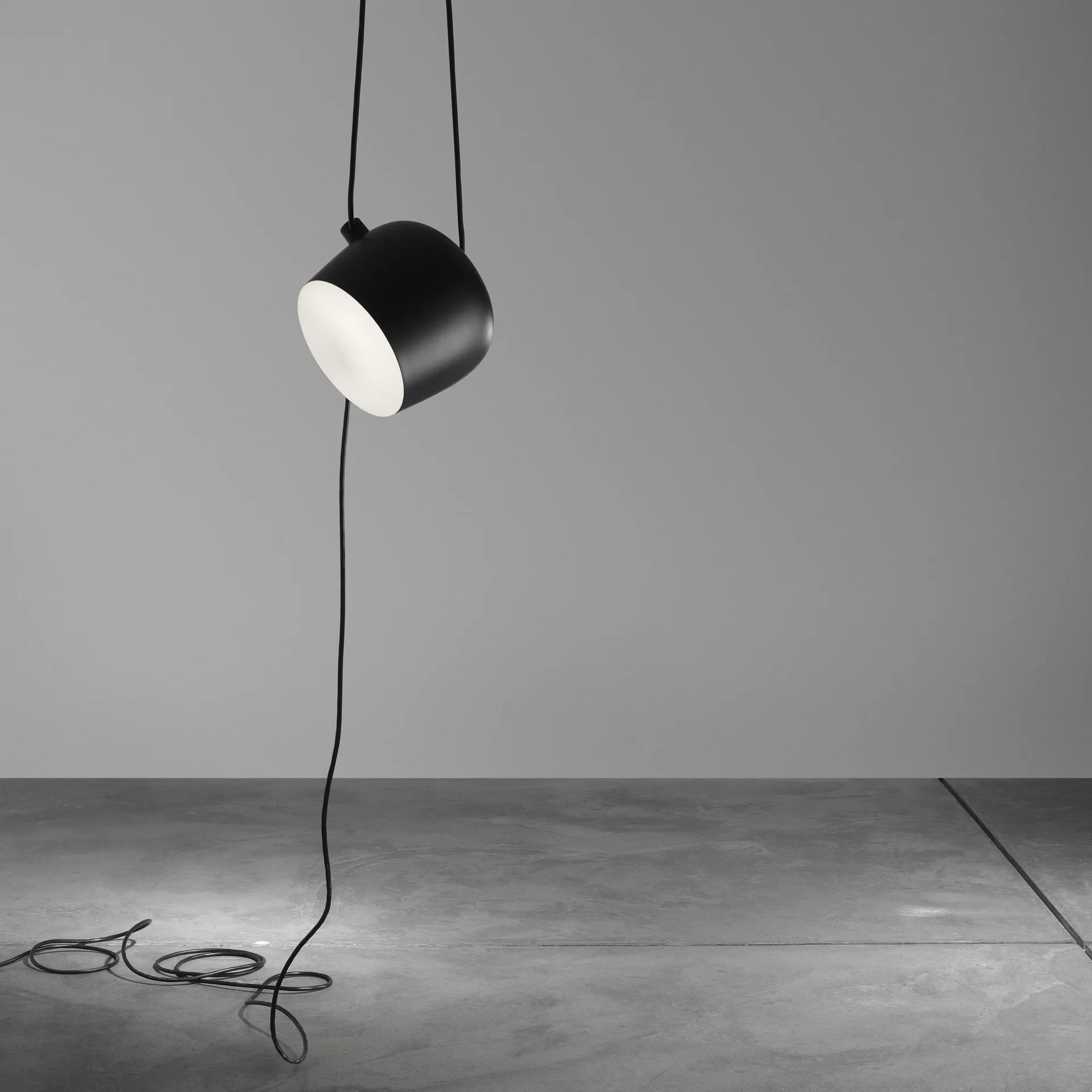 AIM ceiling lamp, Black Flos