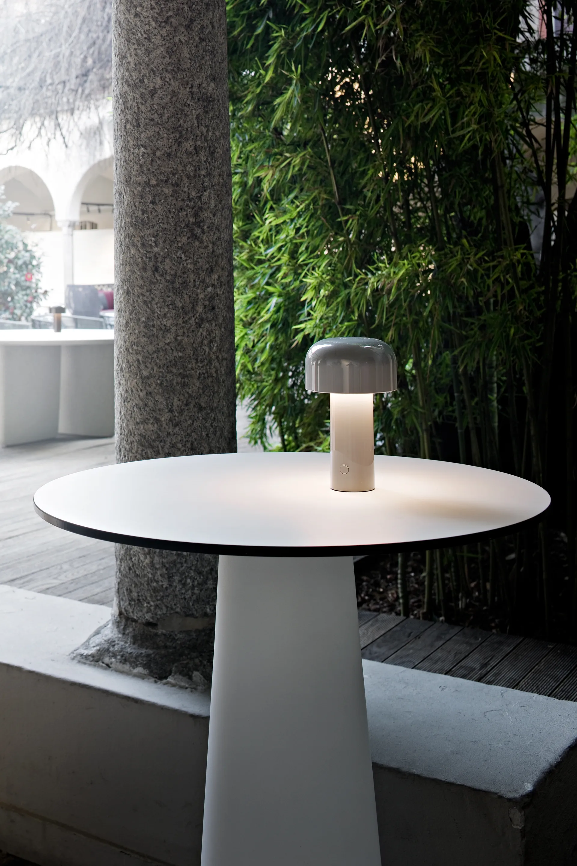 Bellhop portable table lamp, White Flos