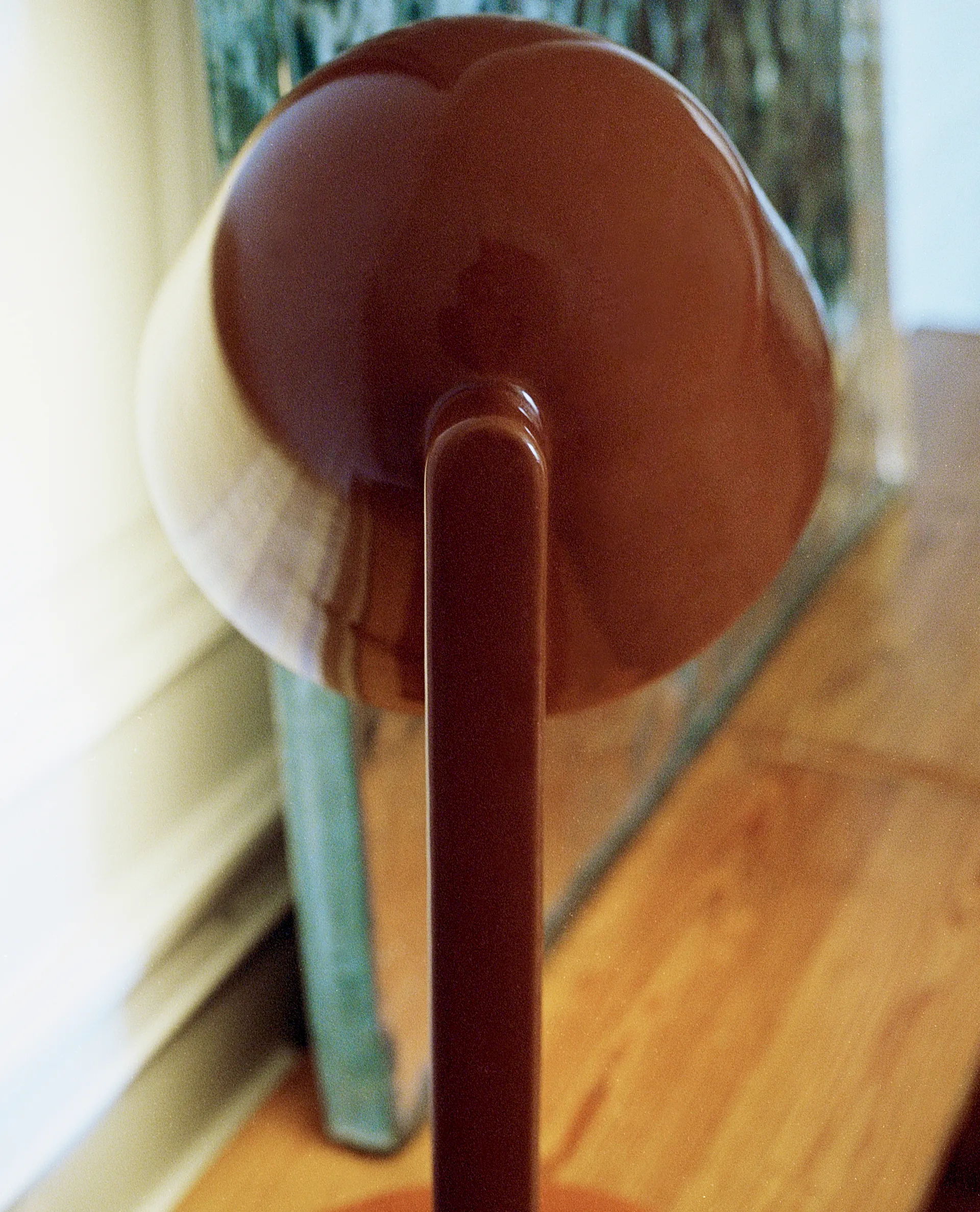 Ceramic Down table lamp, Rust red Flos