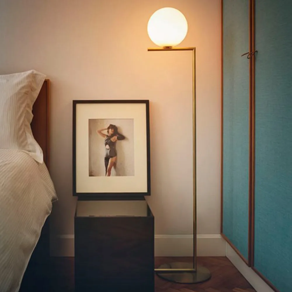 IC Lights F2 floor lamp, Chrome-opal Flos