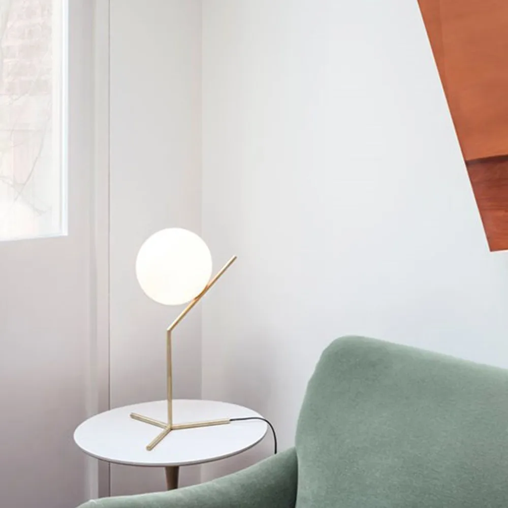 IC lights T2 table lamp, Chrome, opal Flos