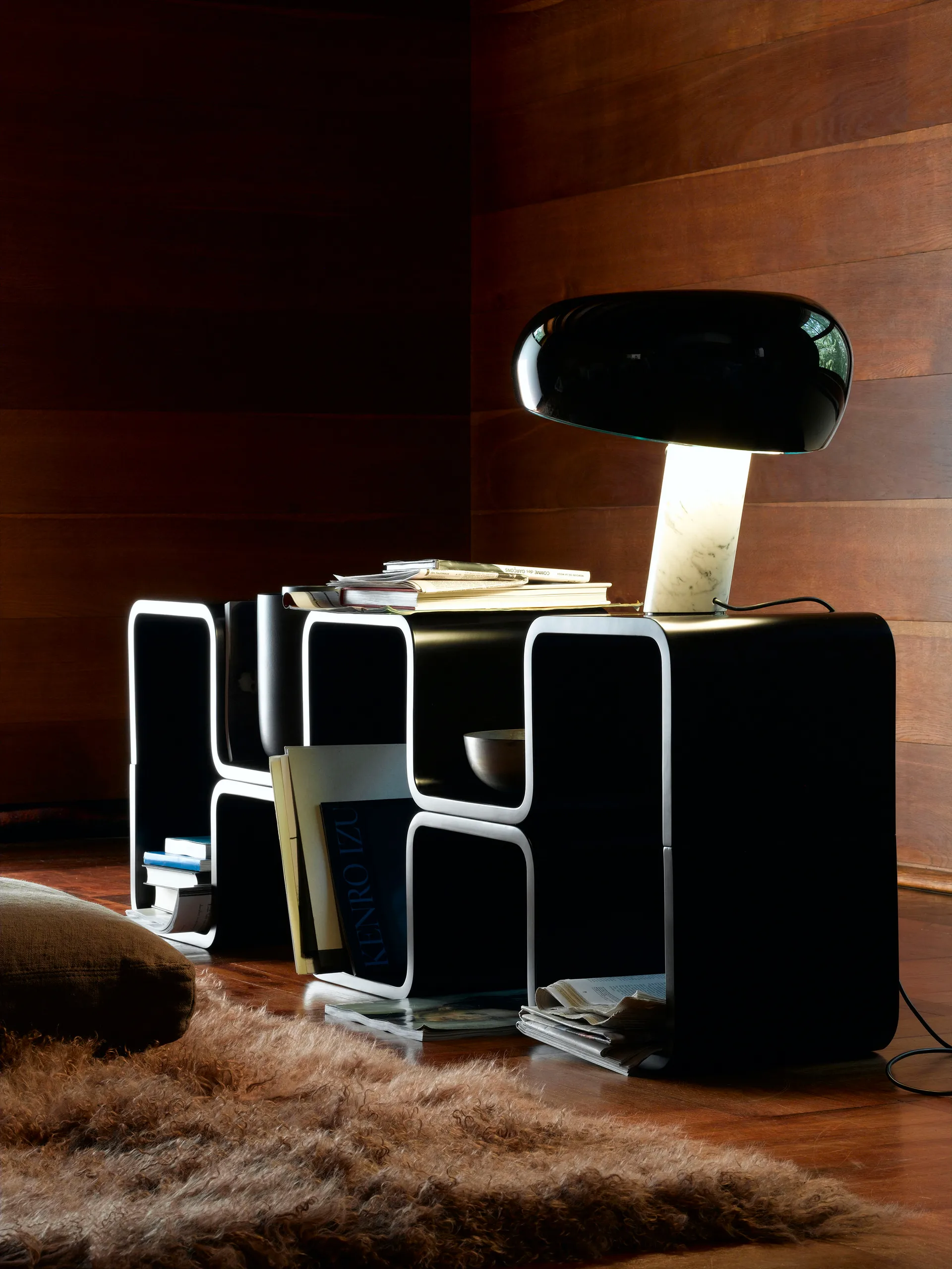 Snoopy table lamp, Black Flos