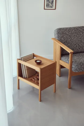 Journal side table 29x43 cm - Oak - Form & Refine