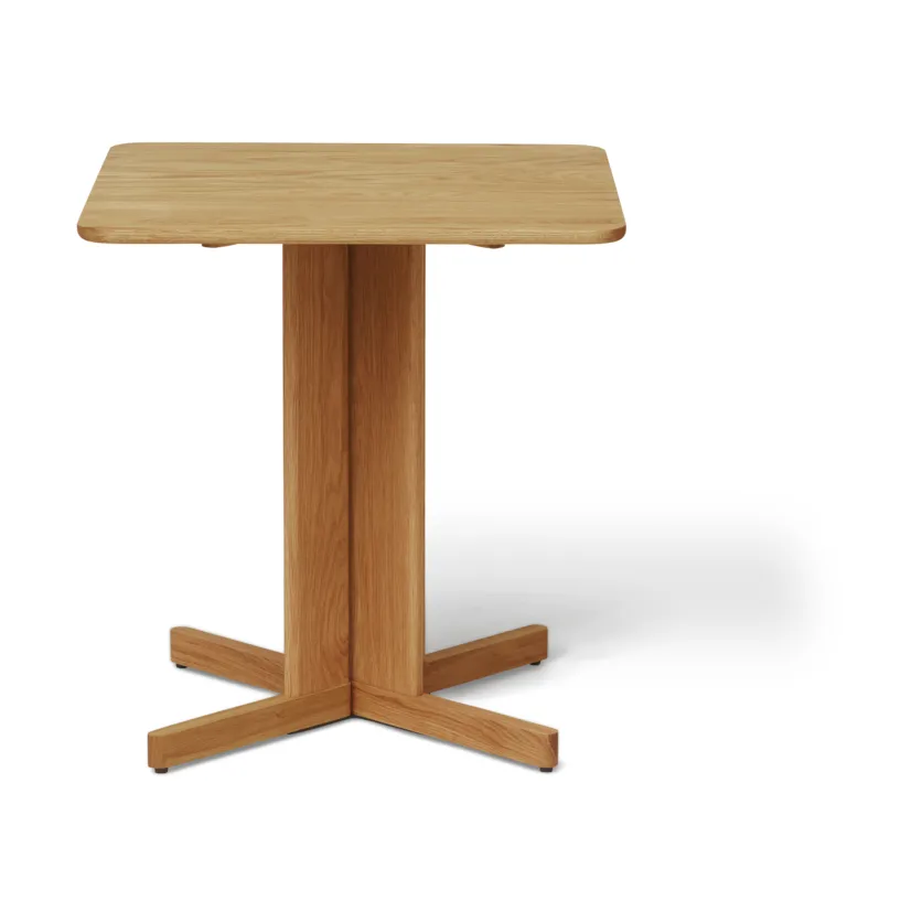 Trefoil dining table 68x68 cm, Oak Form & Refine