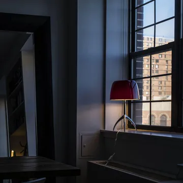 Lumiere Grande Dimmable table lamp - Cherry red, black chrome - Foscarini