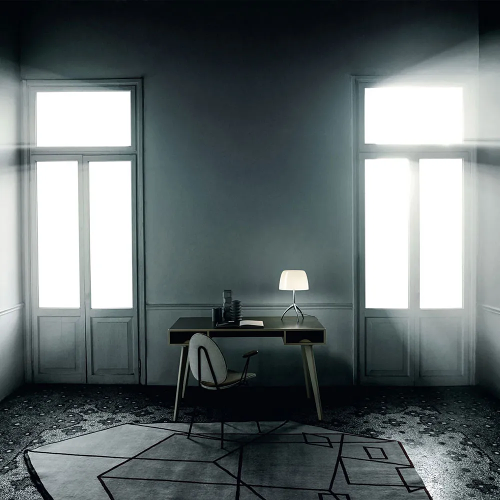Lumiere Grande Dimmable table lamp, Warm white, aluminum Foscarini