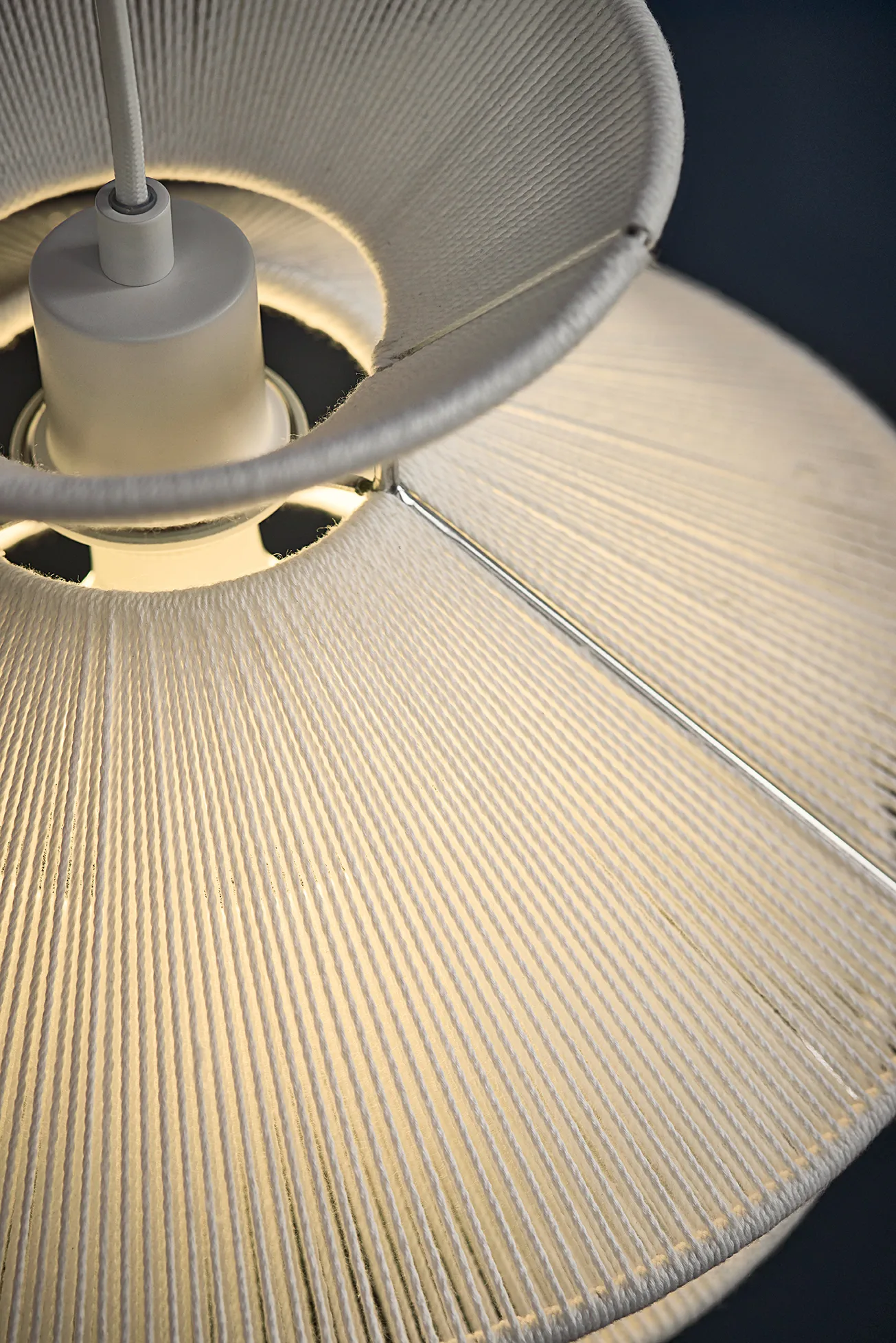 Kiku pendant lamp Ø35.5 cm, White Frandsen