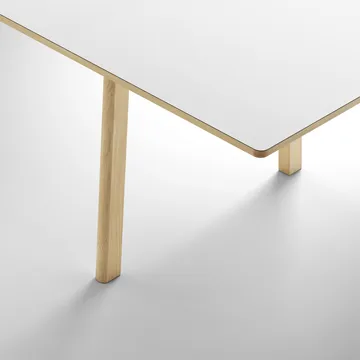 Ana dining table 180-280x95 cm - Nano laminate white-soaped oak - Fredericia Furniture