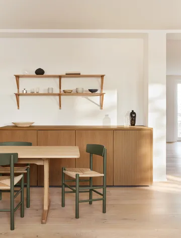 BM29 shelf 149x61 cm - Oak lacquer - Fredericia Furniture
