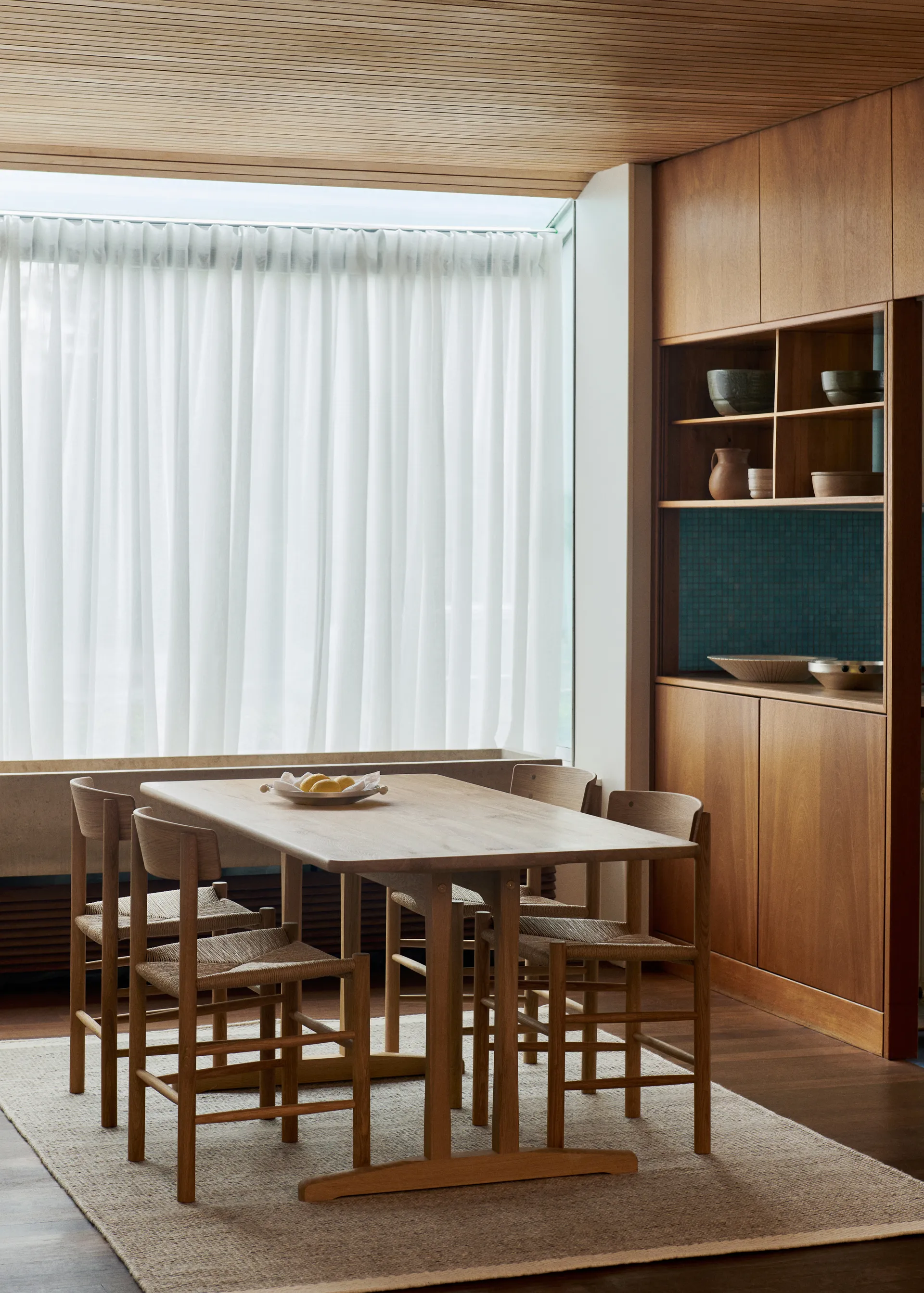 J39 chair, Oiled oak - braided natural Fredericia Furniture
