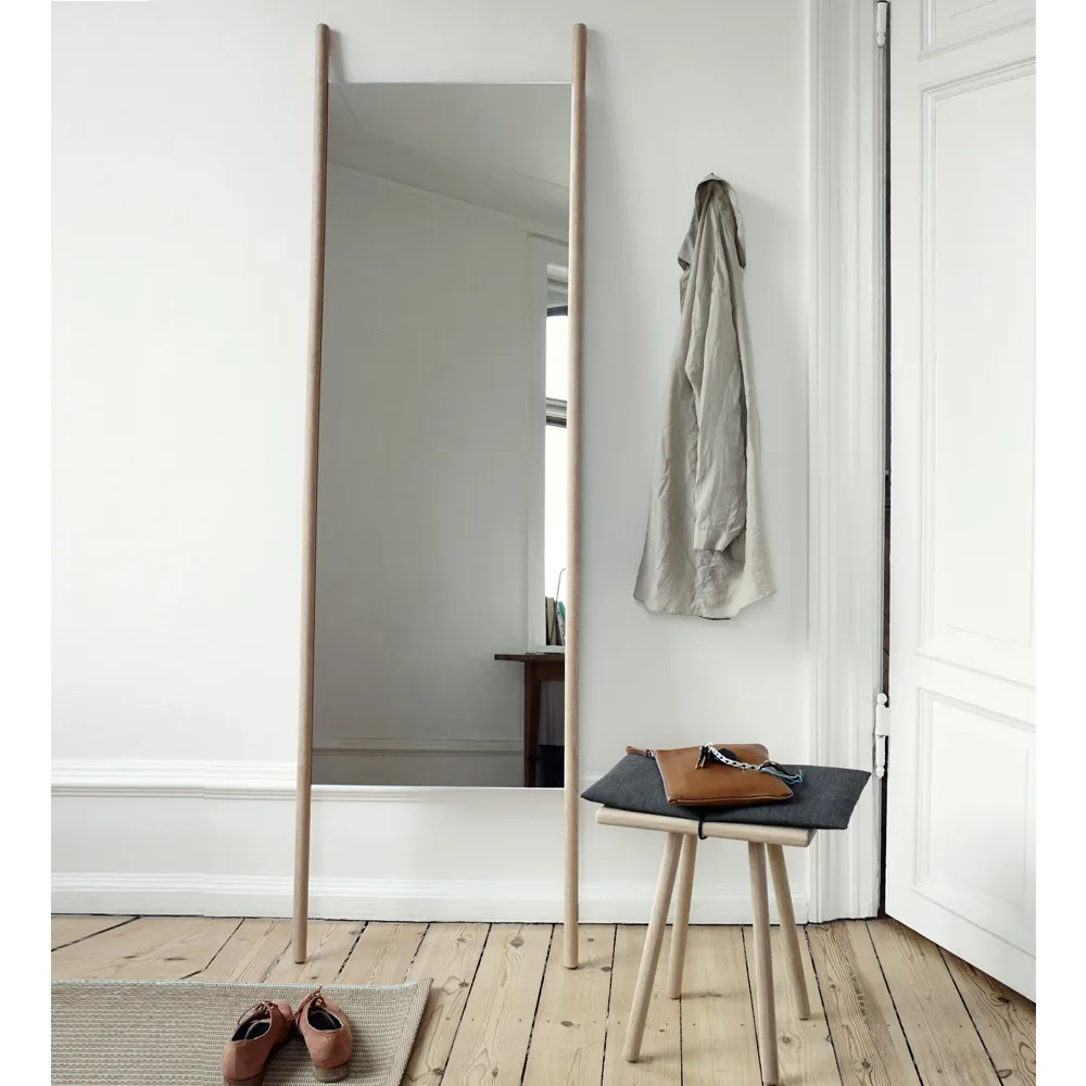 Georg stool, Linen, oak untreated, incl. linen cushion Fritz Hansen