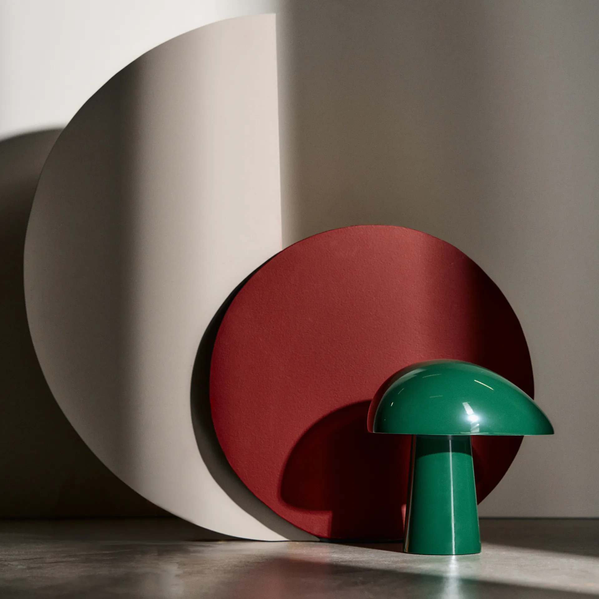Night Owl table lamp Limited Edition, Forest green Fritz Hansen