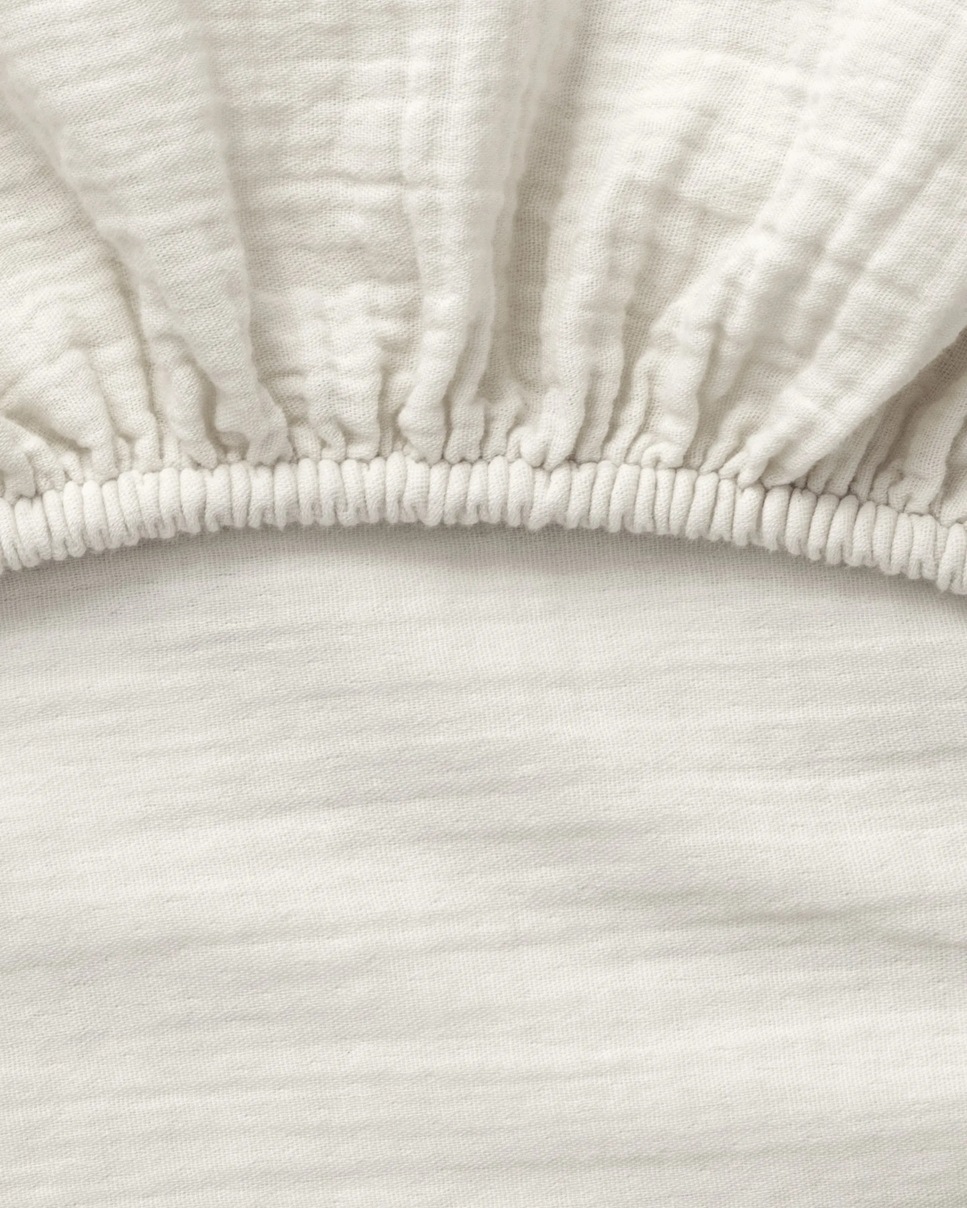 Eggshell Muslin fitted sheet, 140x200x30 cm Garbo&Friends