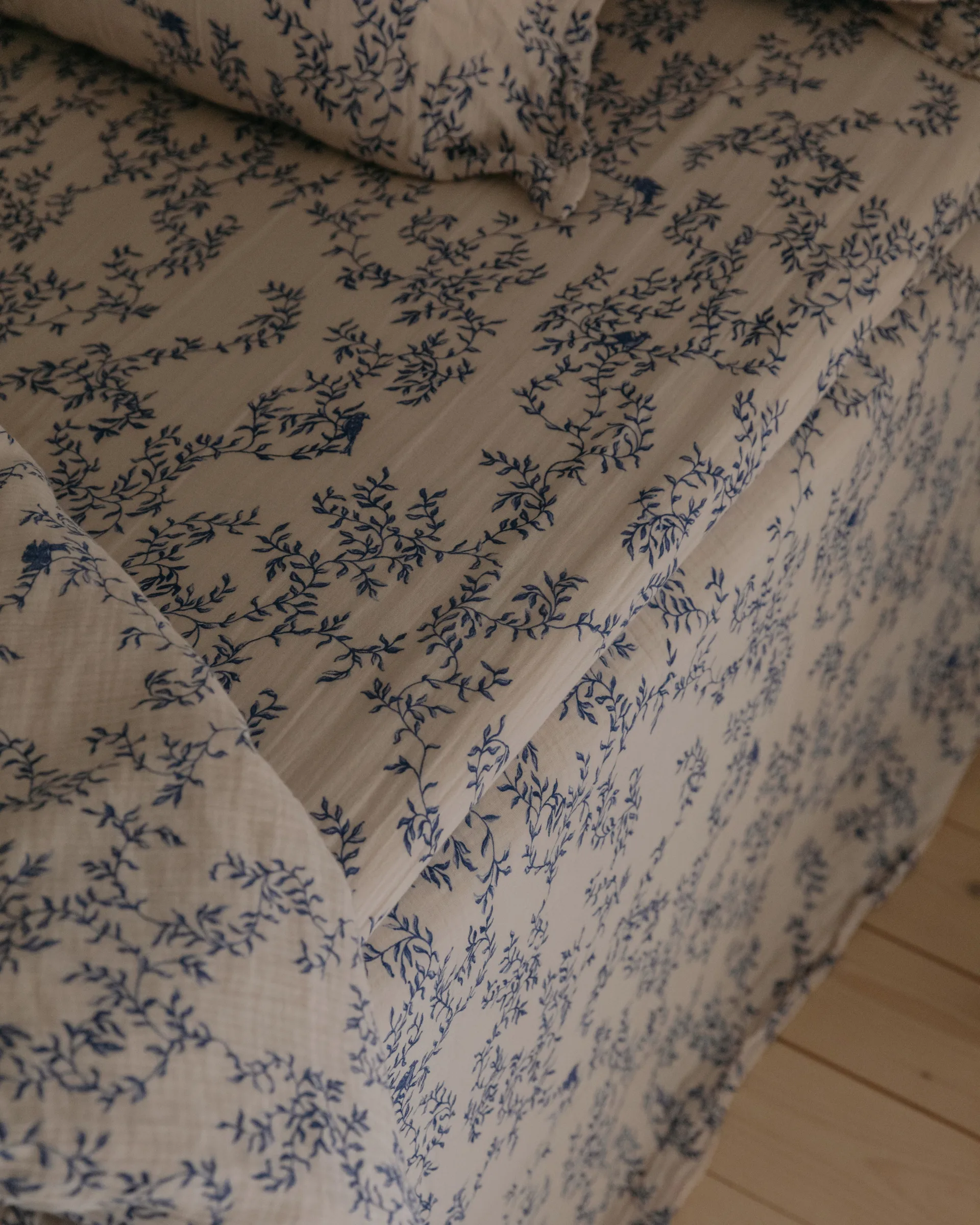 Jardim Muslin fitted sheet, 90x200x30 cm Garbo&Friends