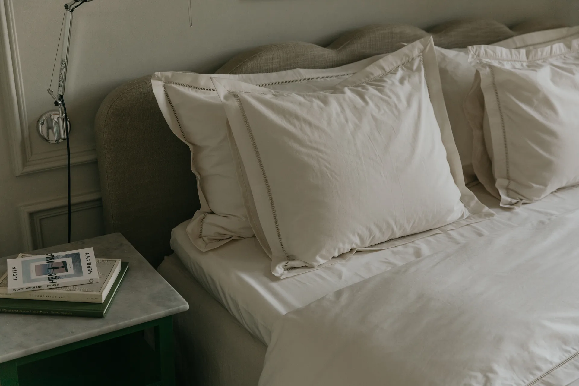 Pearl Ladder Lace fitted sheet, 60x120x20 cm Garbo&Friends