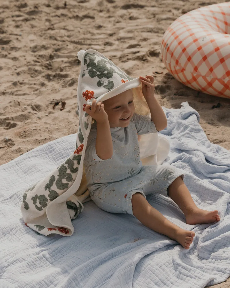 Pelargonium Terry hooded towel, 80x80 cm Garbo&Friends