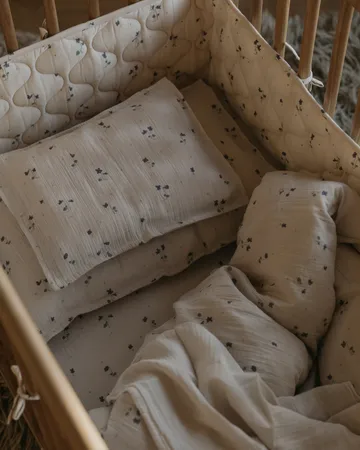 Viola Satin quilted crib bumper - 30x360 cm - Garbo&Friends