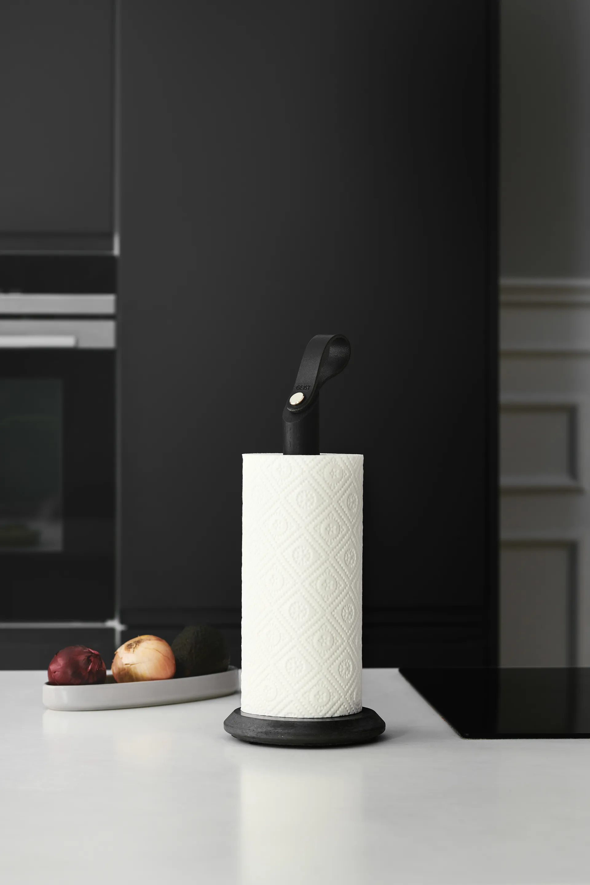 Grab kitchen paper holder, Black oiled oak Gejst