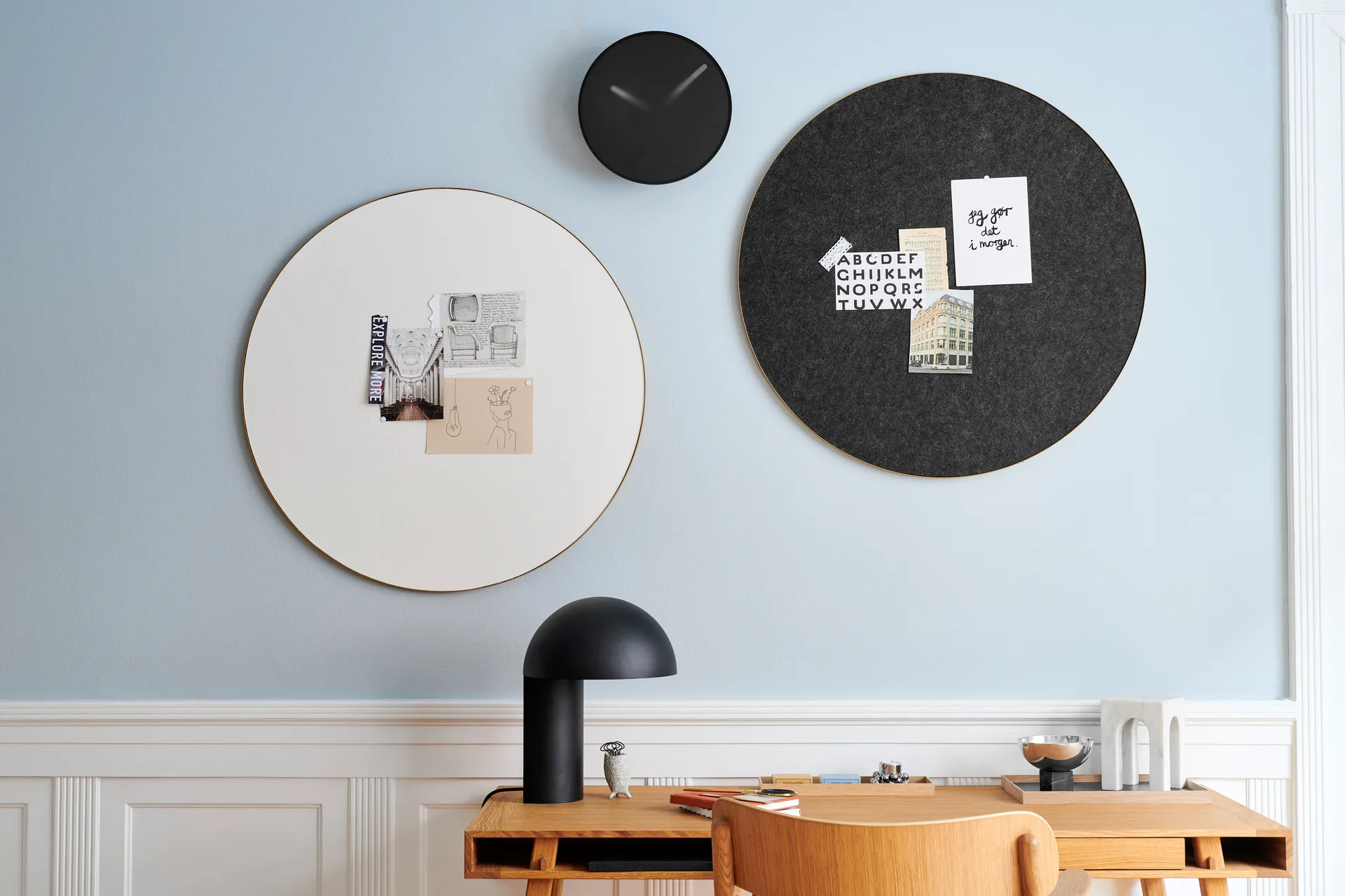 Retell pinboard Ø80 cm, White-brass Gejst