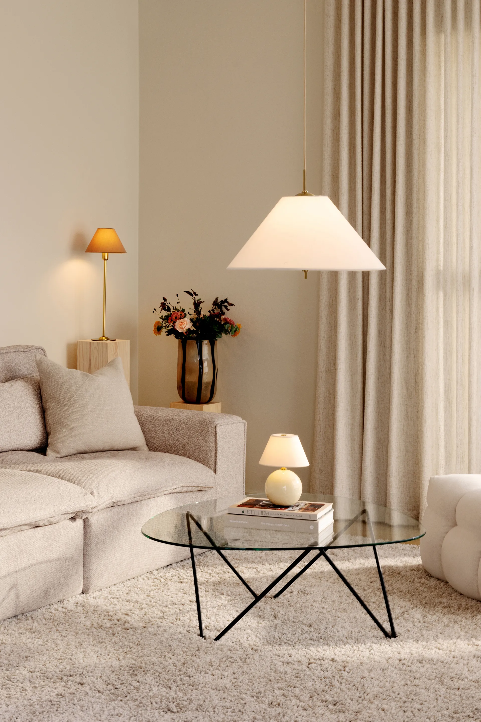 Iris pendant 50, Cream Globen Lighting