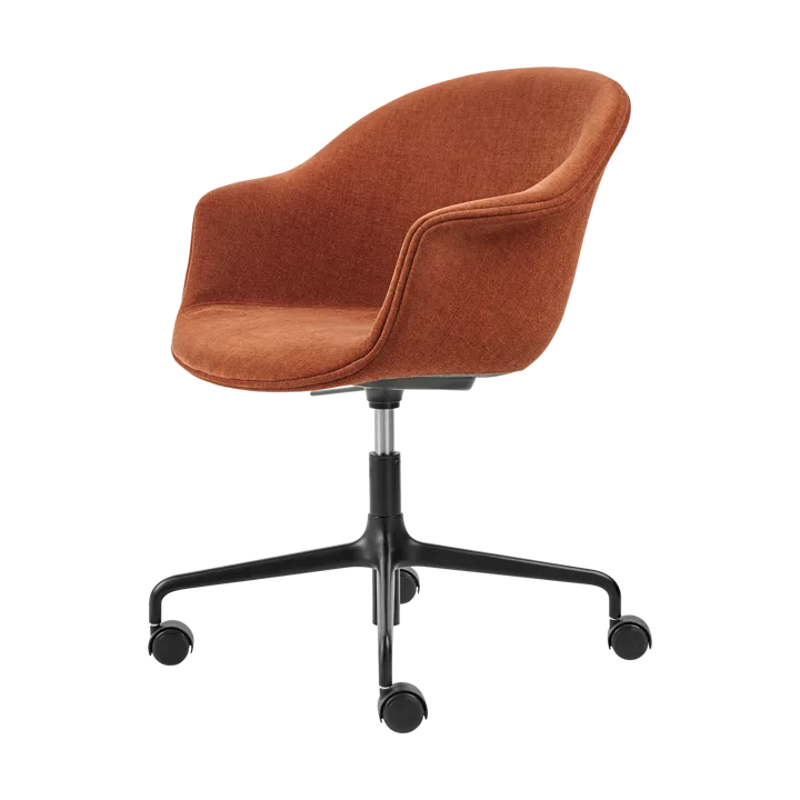 Bat Meeting Chair office chair fully upholstered - Belsuede special FR dedar 133-black legs - GUBI