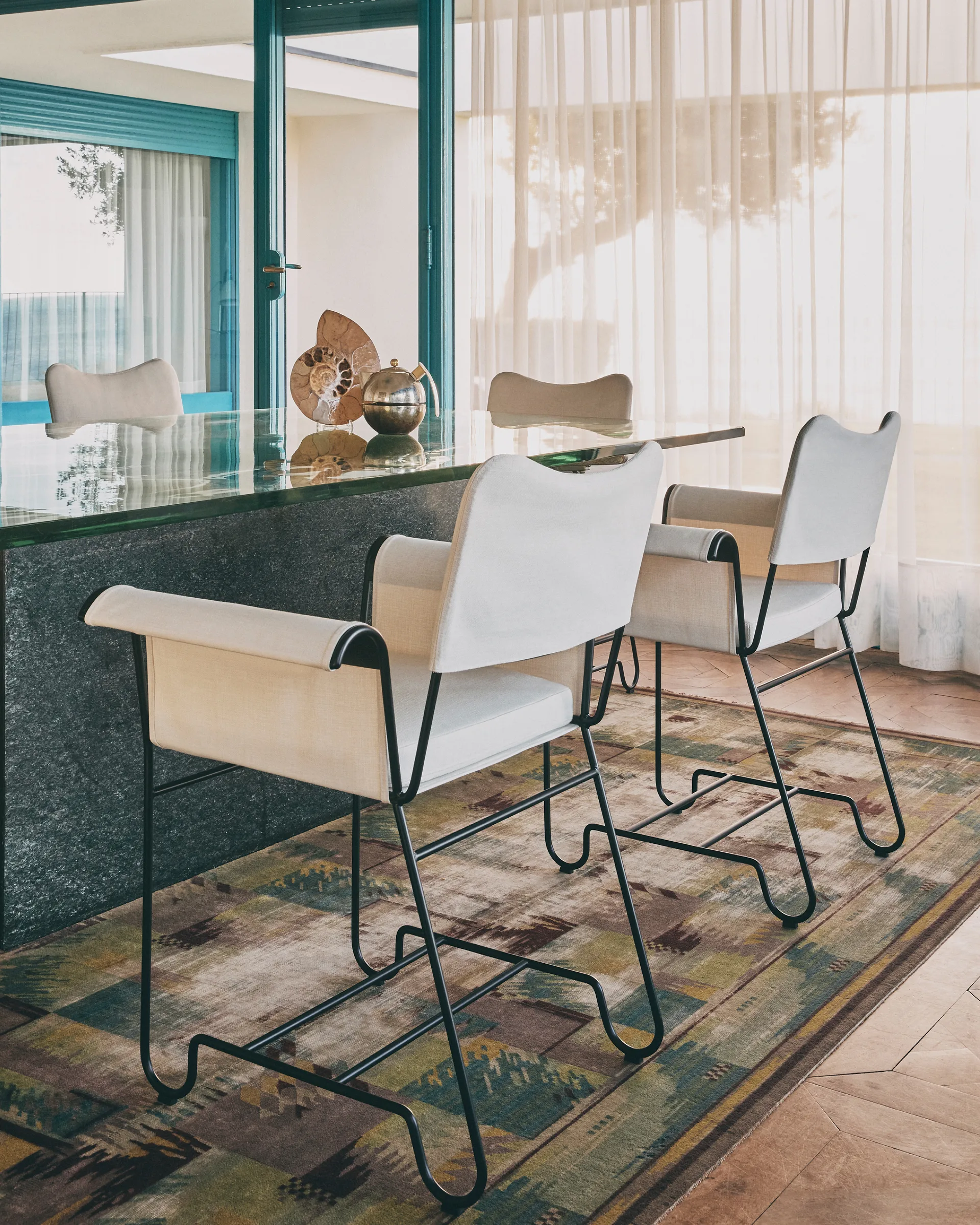 Tropique chair, Black-Leslie 06 GUBI