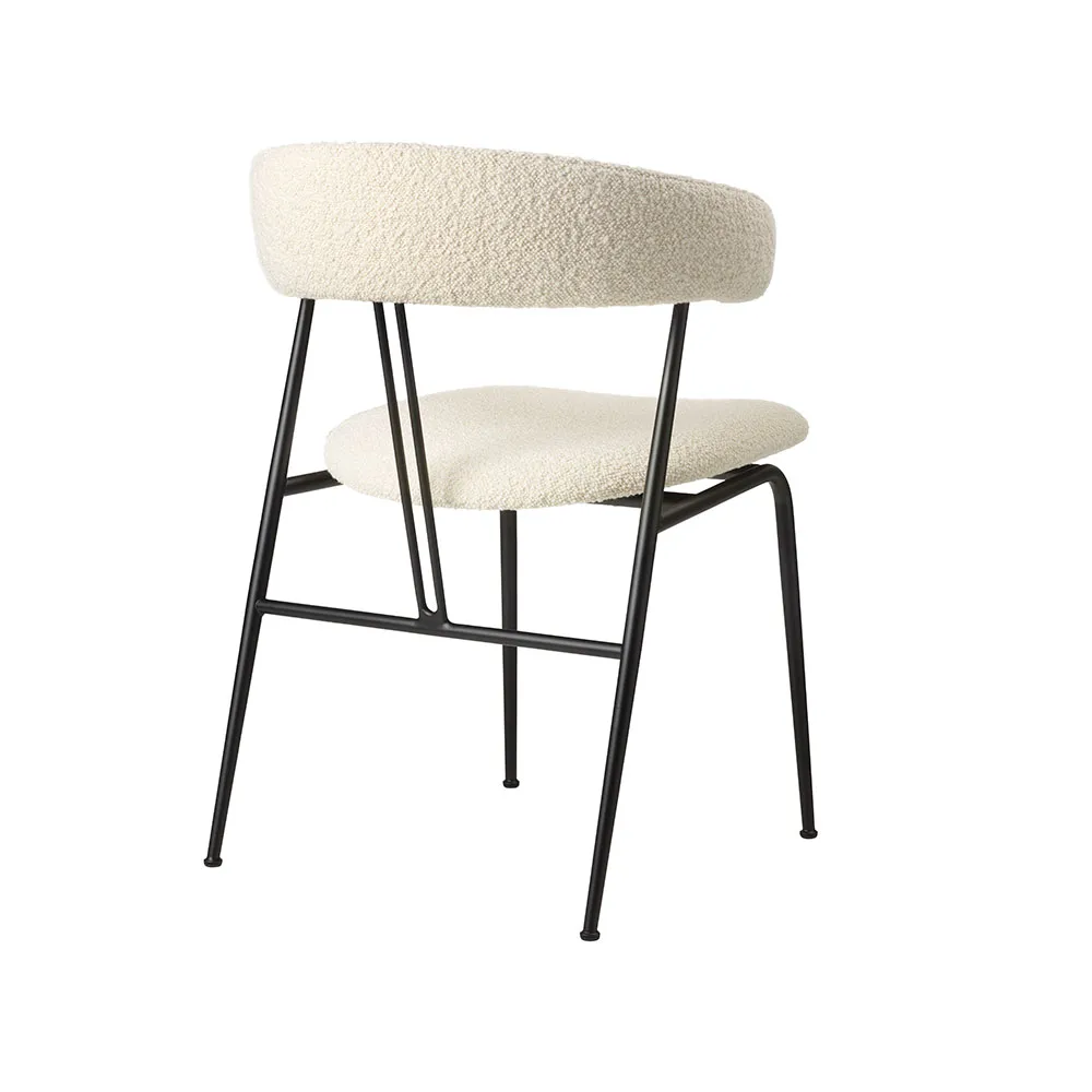 Violin dining chair, Karakorum 001 white-covered GUBI