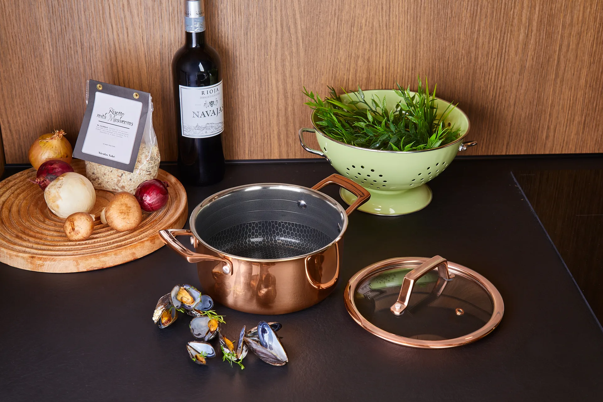 Hâws Santo casserole with lid hybrid coating 2.2 L, Rose Gold Hâws