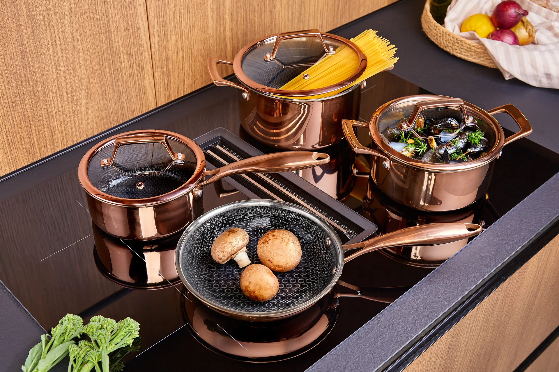 Hâws Santo casserole with lid hybrid coating 3.4 L, Rose Gold Hâws