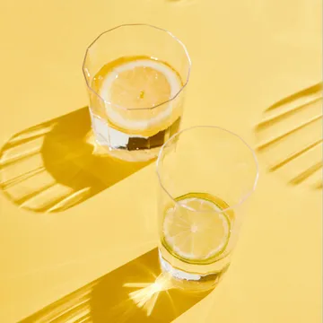 Angle drinking glass 4-pack - Wide 7,5 cm - HAY