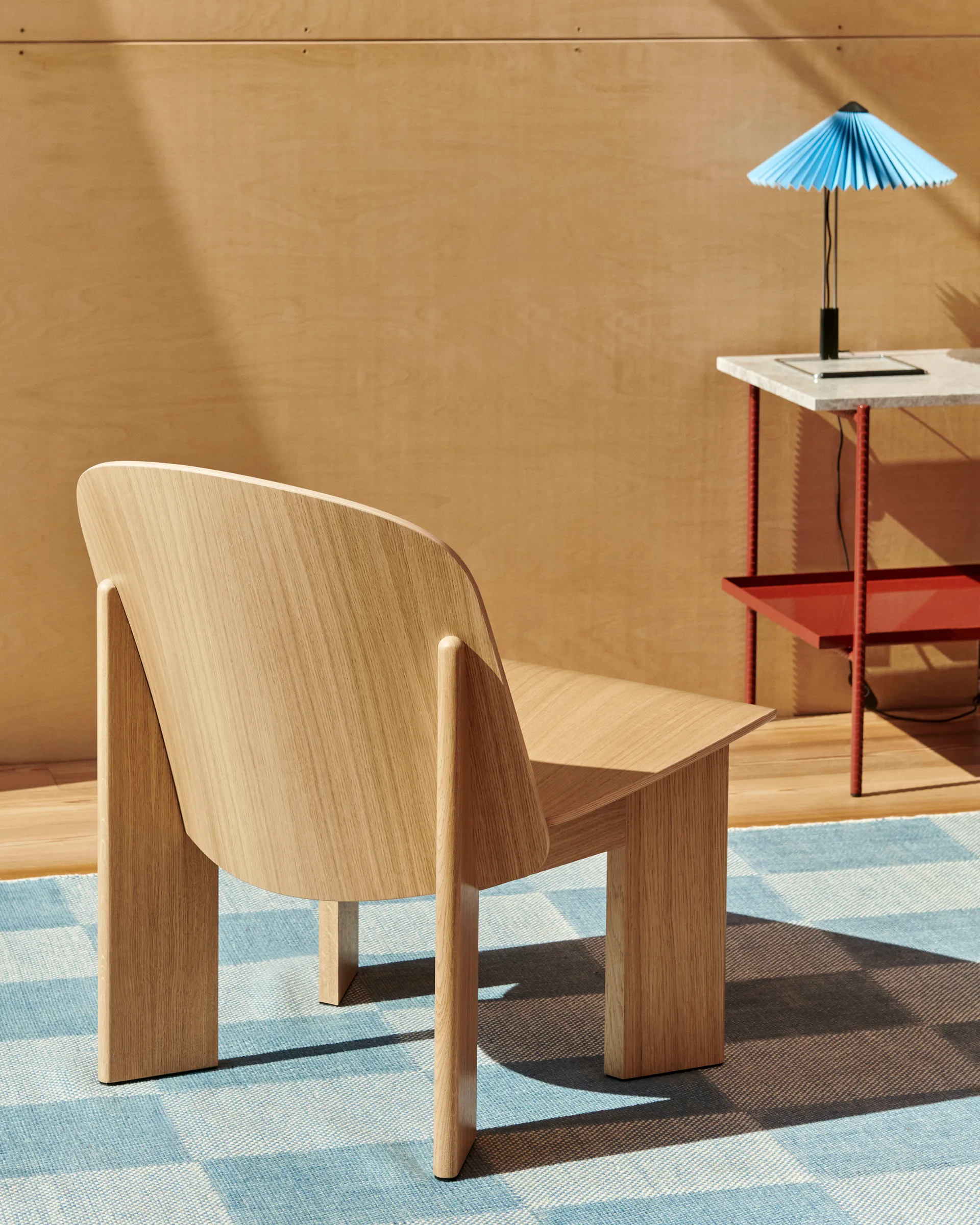 Chisel lounge chair, Lacquered oak HAY