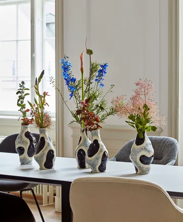 Jessica Hans vase - Glossy cow - HAY