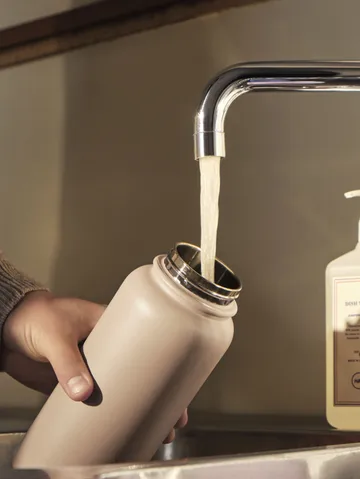 Mono Thermos 0.9 L - Cappuccino - HAY