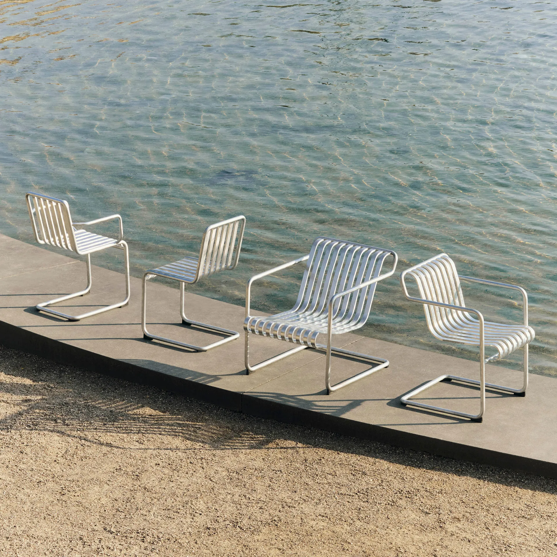 Palissade Cantilever Dining armchair, Hot galvanised steel HAY