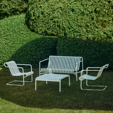 Palissade Cantilever Low lounge armchair - Cream white - HAY