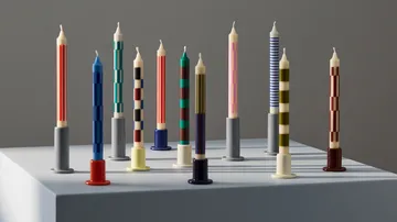Pattern candle pinstripe - Off white-blue - HAY
